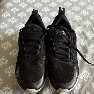 Nike Black Air Max 270 Shoes